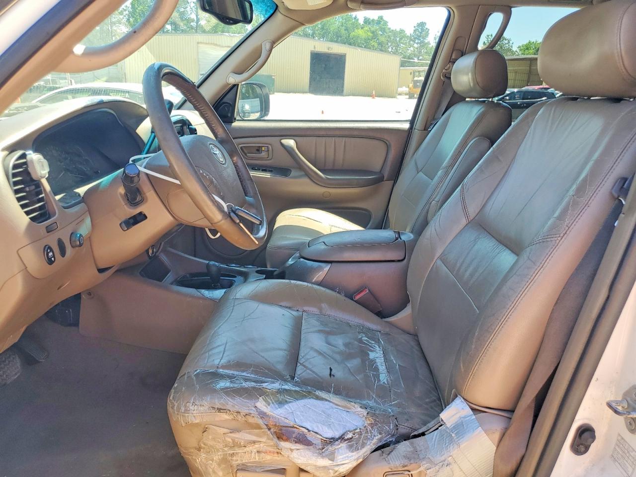 2004 TOYOTA SEQUOIA LIMITED photo 13