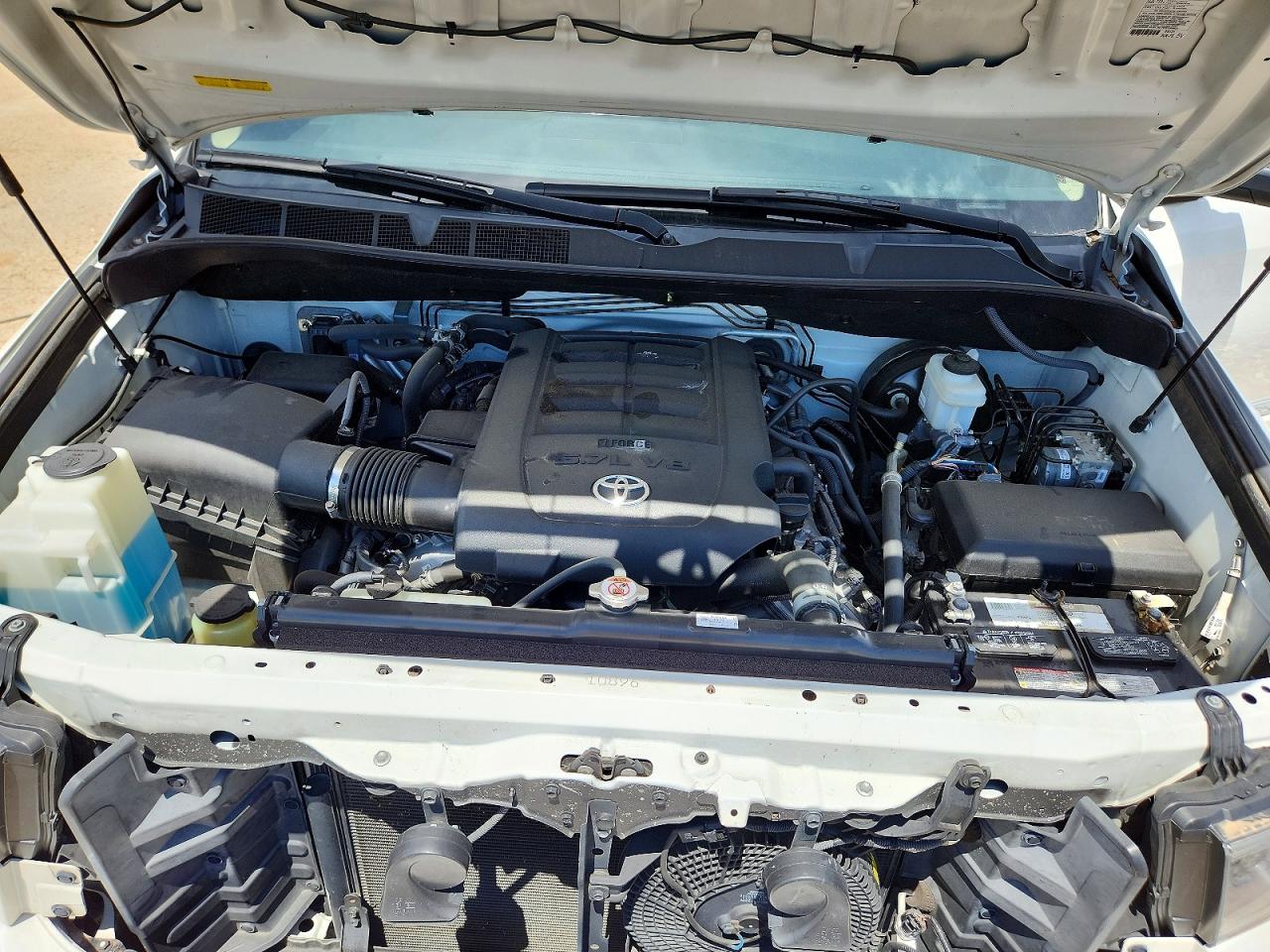 2019 TOYOTA SEQUOIA PLATINUM photo 31