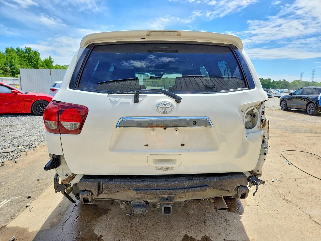 2019 TOYOTA SEQUOIA PLATINUM photo 16