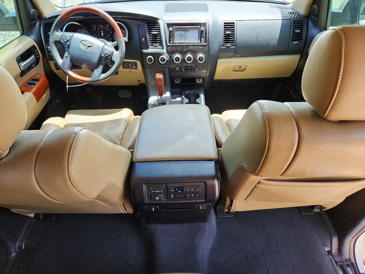 2019 TOYOTA SEQUOIA PLATINUM photo 22