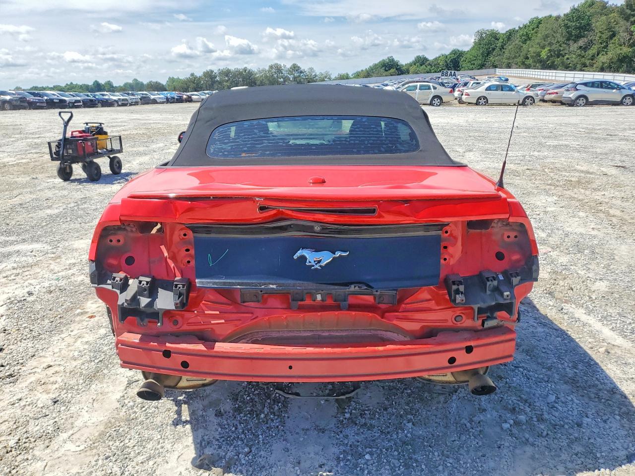 2017 FORD MUSTANG photo 16