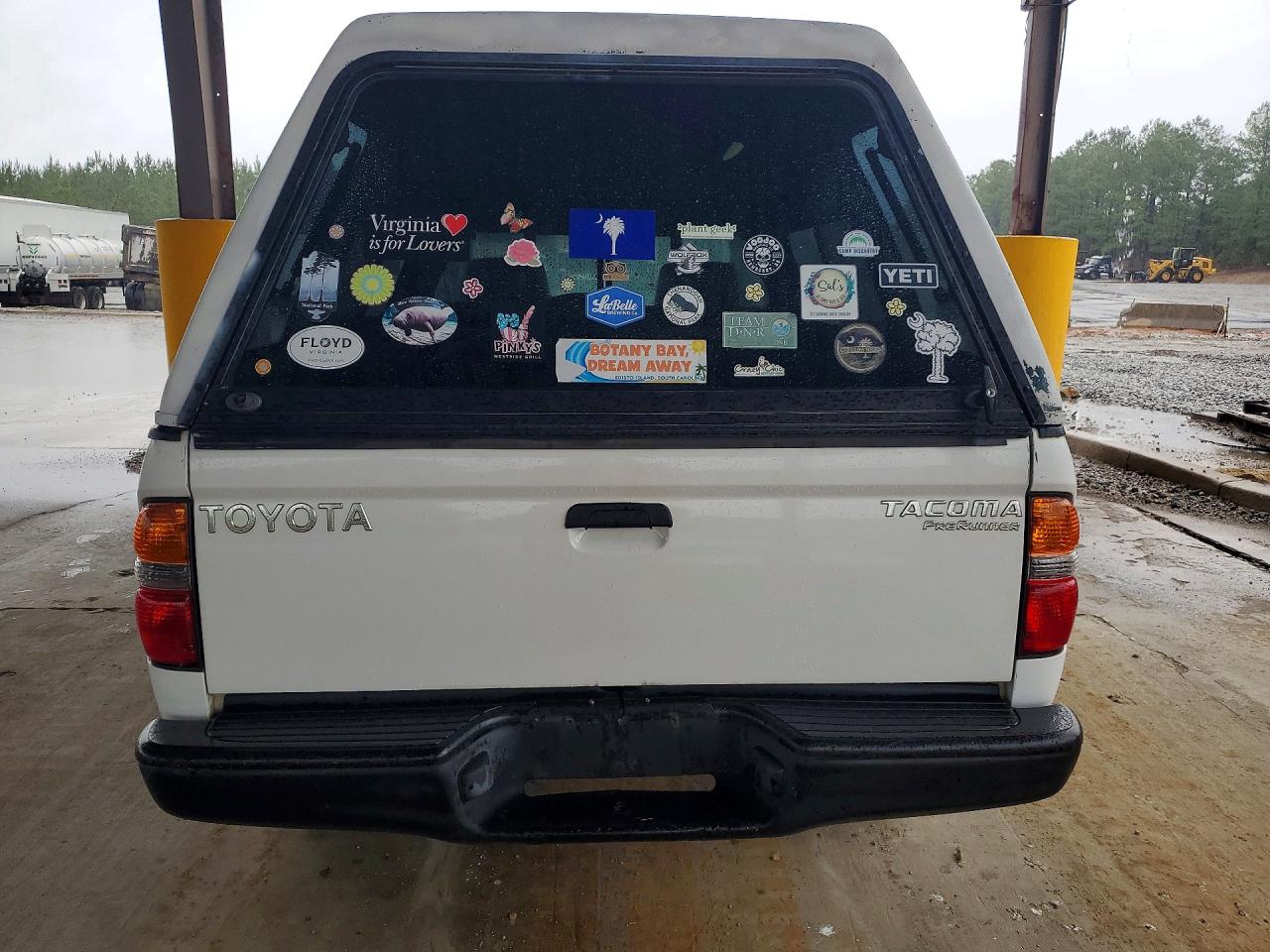 2004 TOYOTA TACOMA PRERUNNER photo 11