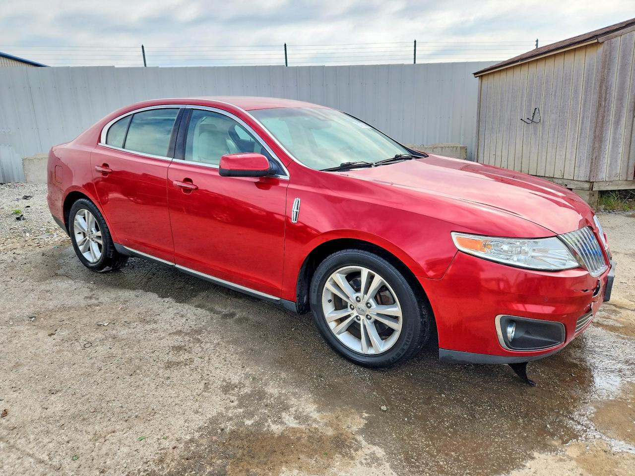 2010 LINCOLN MKS photo 4