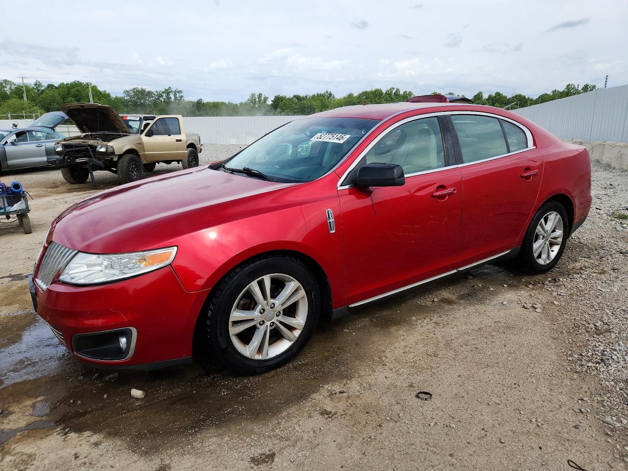 2010 LINCOLN MKS