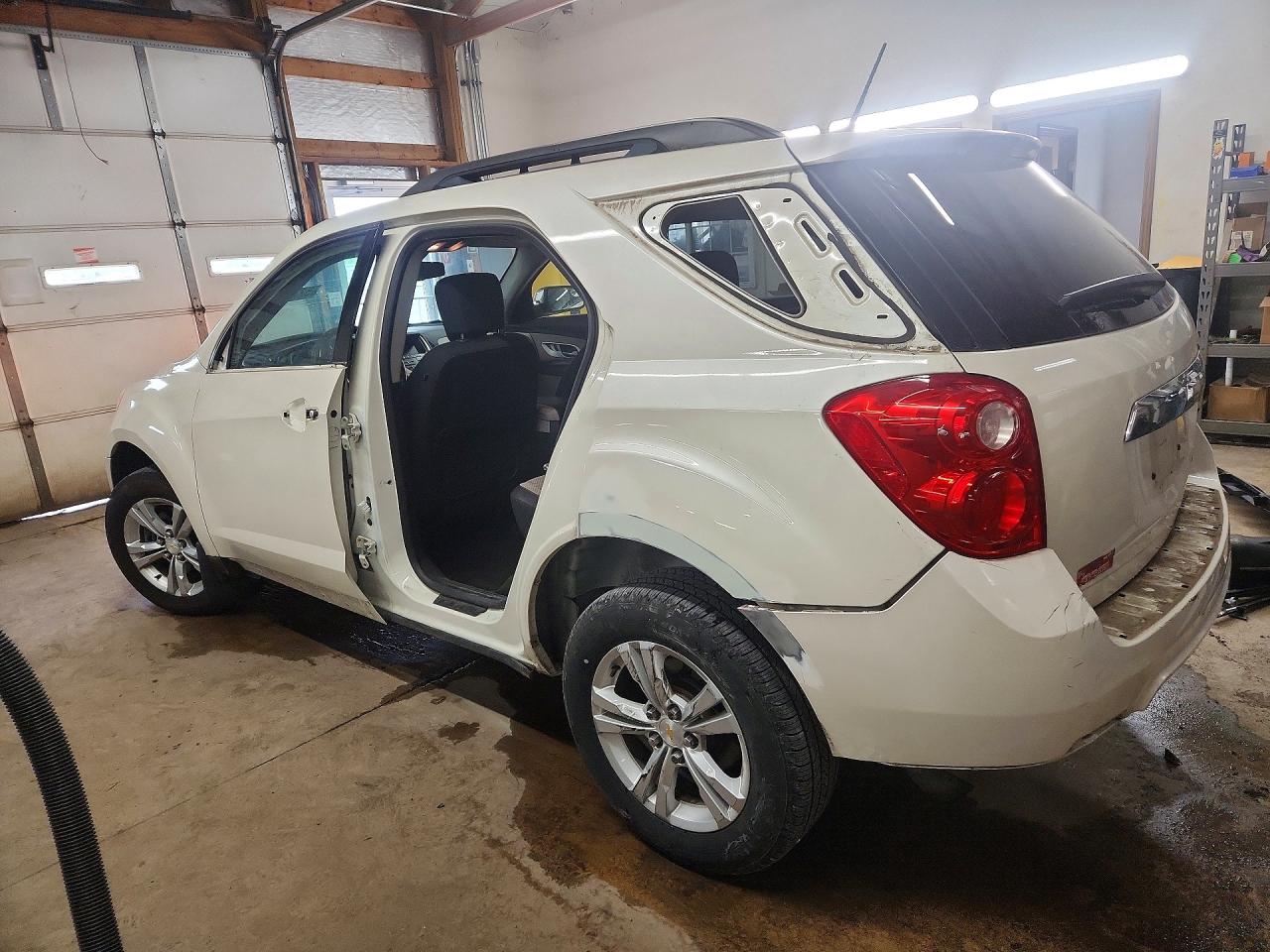 2014 CHEVROLET EQUINOX LT photo 3