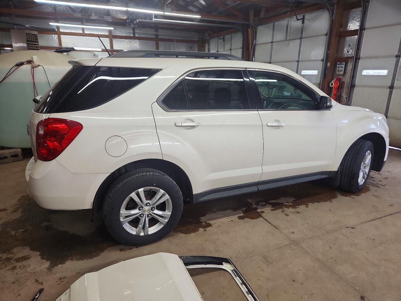 2014 CHEVROLET EQUINOX LT photo 5
