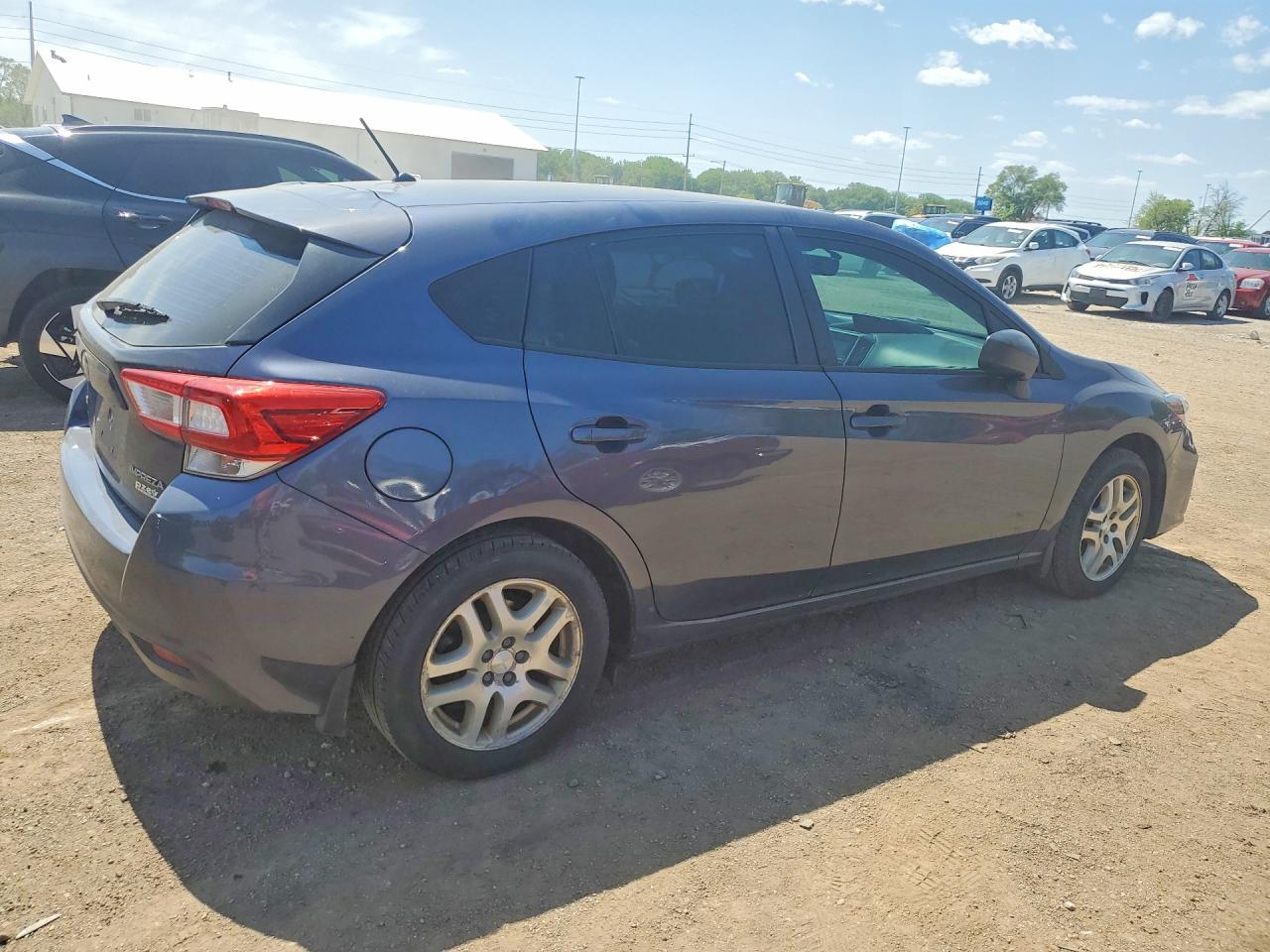2017 SUBARU IMPREZA photo 5
