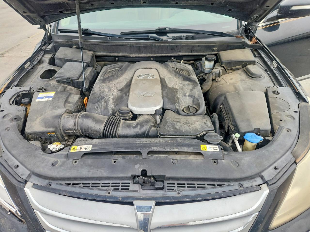 2012 HYUNDAI GENESIS 4.6L photo 31