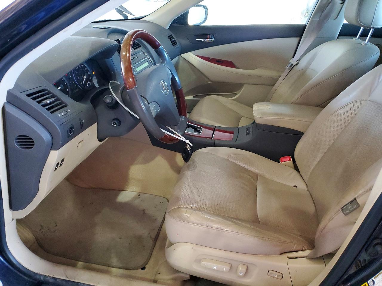 2009 LEXUS ES 350 photo 19