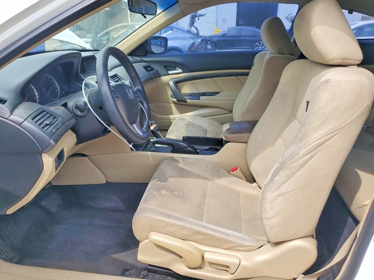 2011 HONDA ACCORD LX-S photo 13