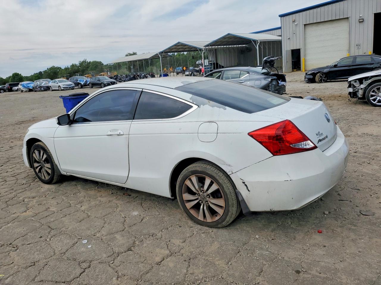 2011 HONDA ACCORD LX-S photo 3