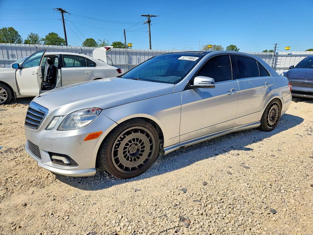 2011 MERCEDES-BENZ E