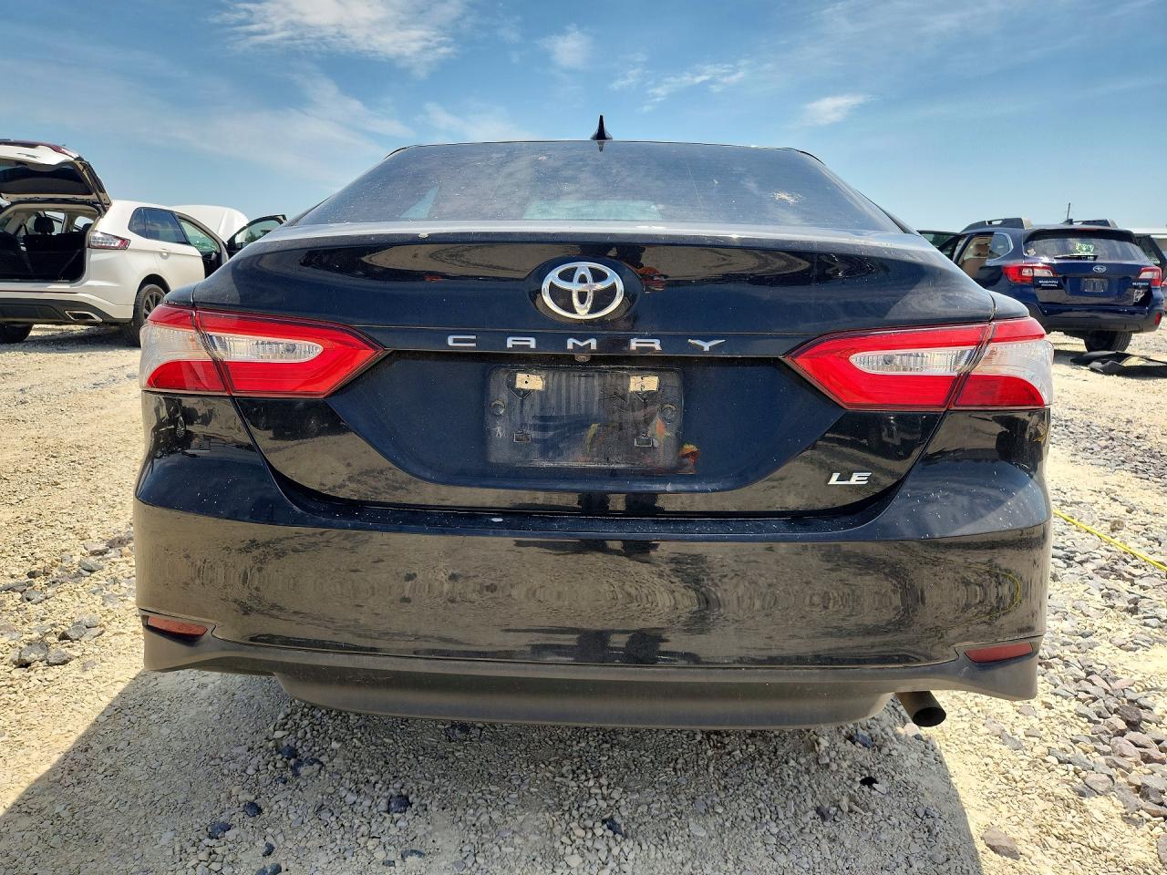 2020 TOYOTA CAMRY LE photo 11
