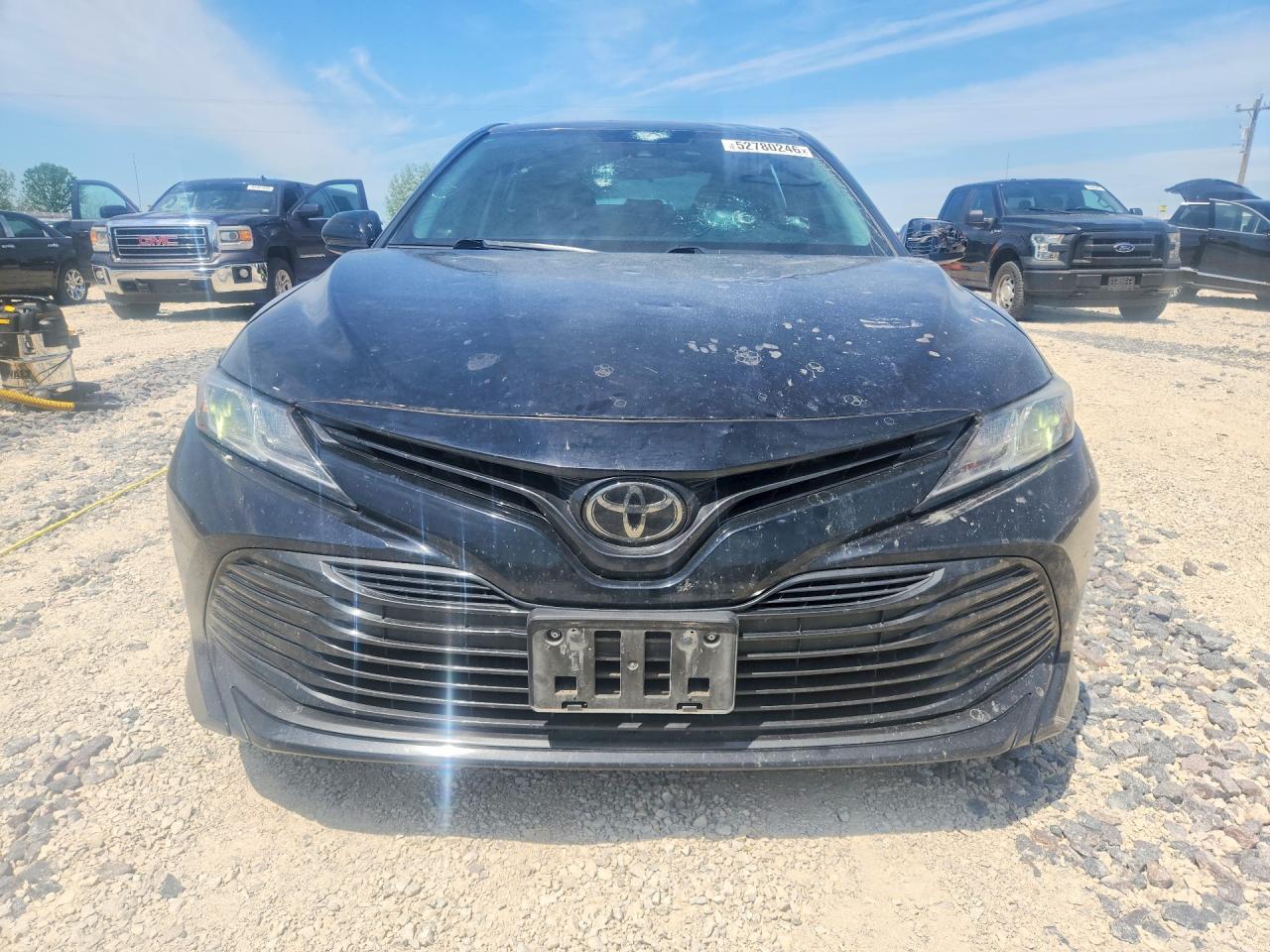 2020 TOYOTA CAMRY LE photo 9