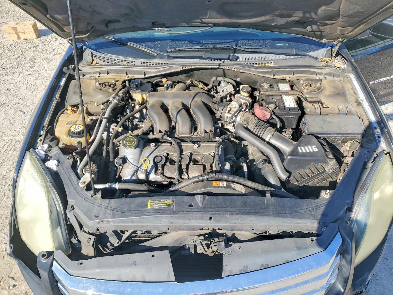 2009 FORD FUSION SE photo 11