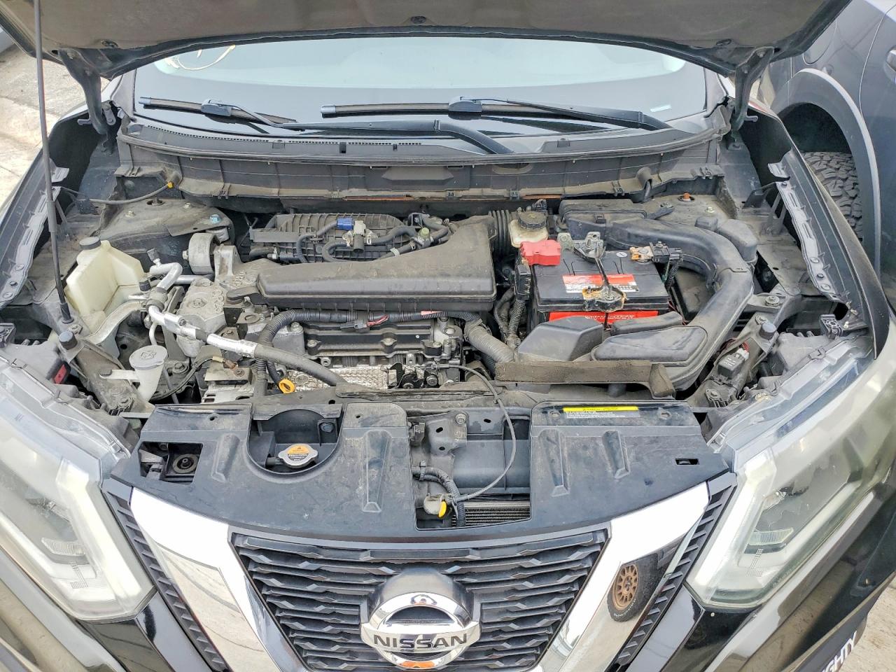 2017 NISSAN ROGUE SV photo 34
