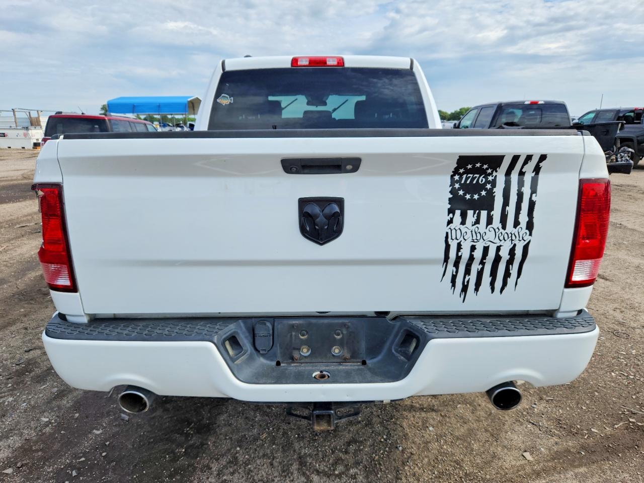 2017 RAM 1500 ST photo 6