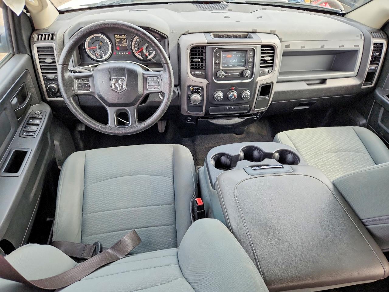 2017 RAM 1500 ST photo 8