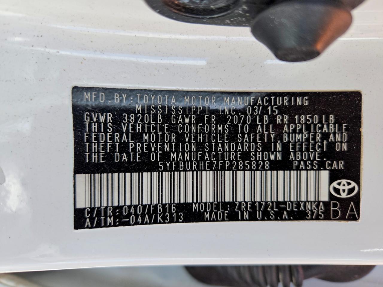 2015 TOYOTA COROLLA LE photo 23