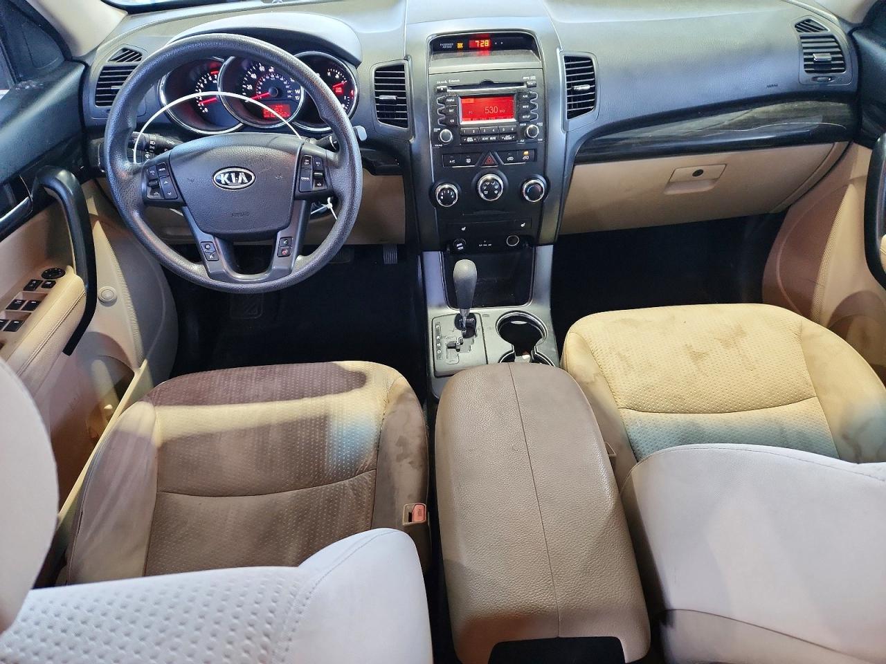 2012 KIA SORENTO LX photo 15