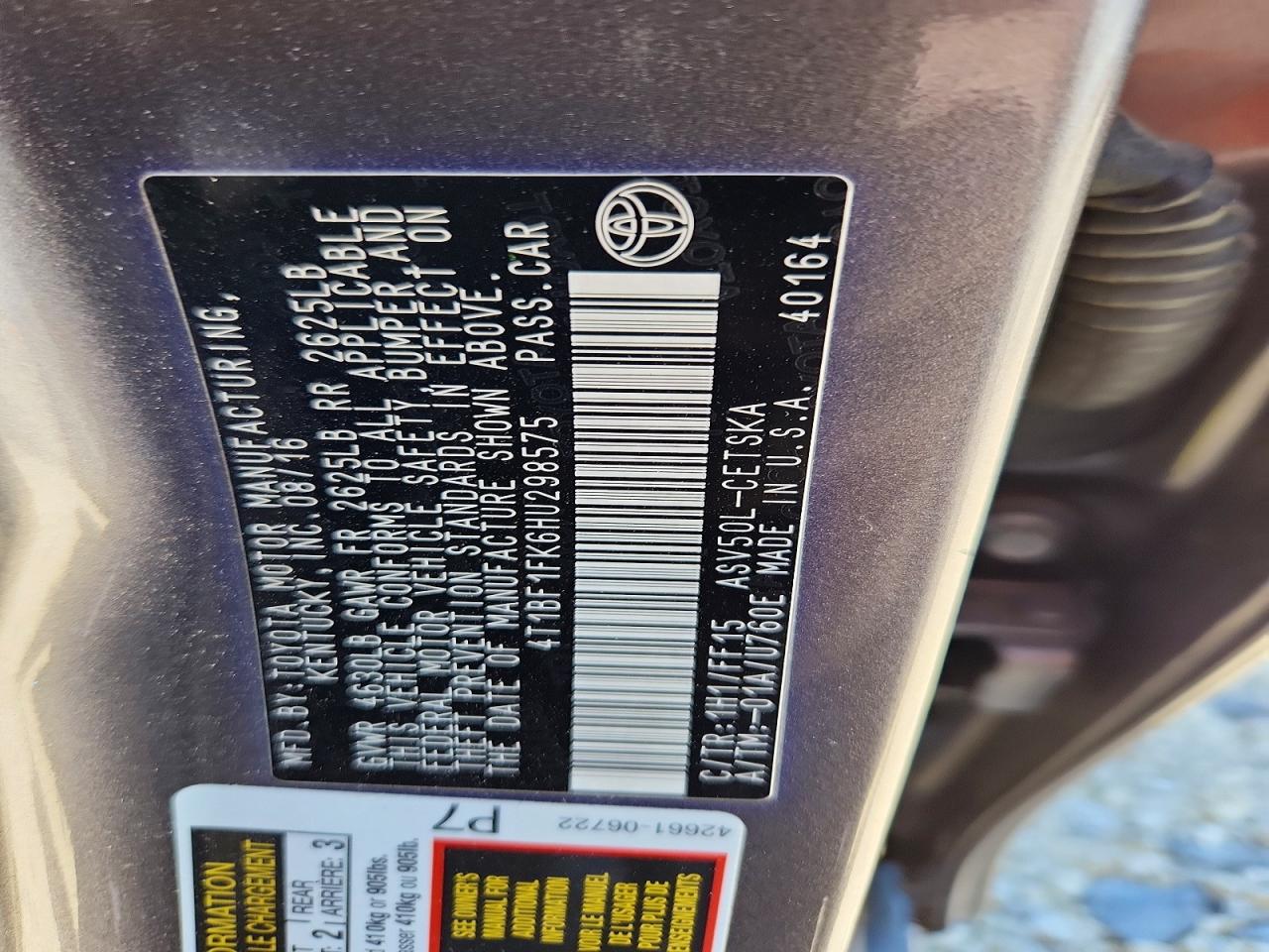 2017 TOYOTA CAMRY SE photo 34