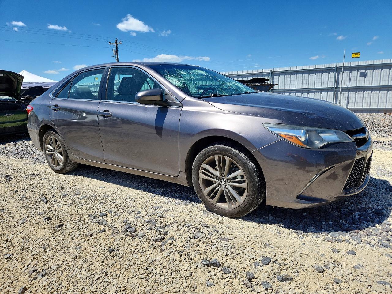 2017 TOYOTA CAMRY SE photo 10