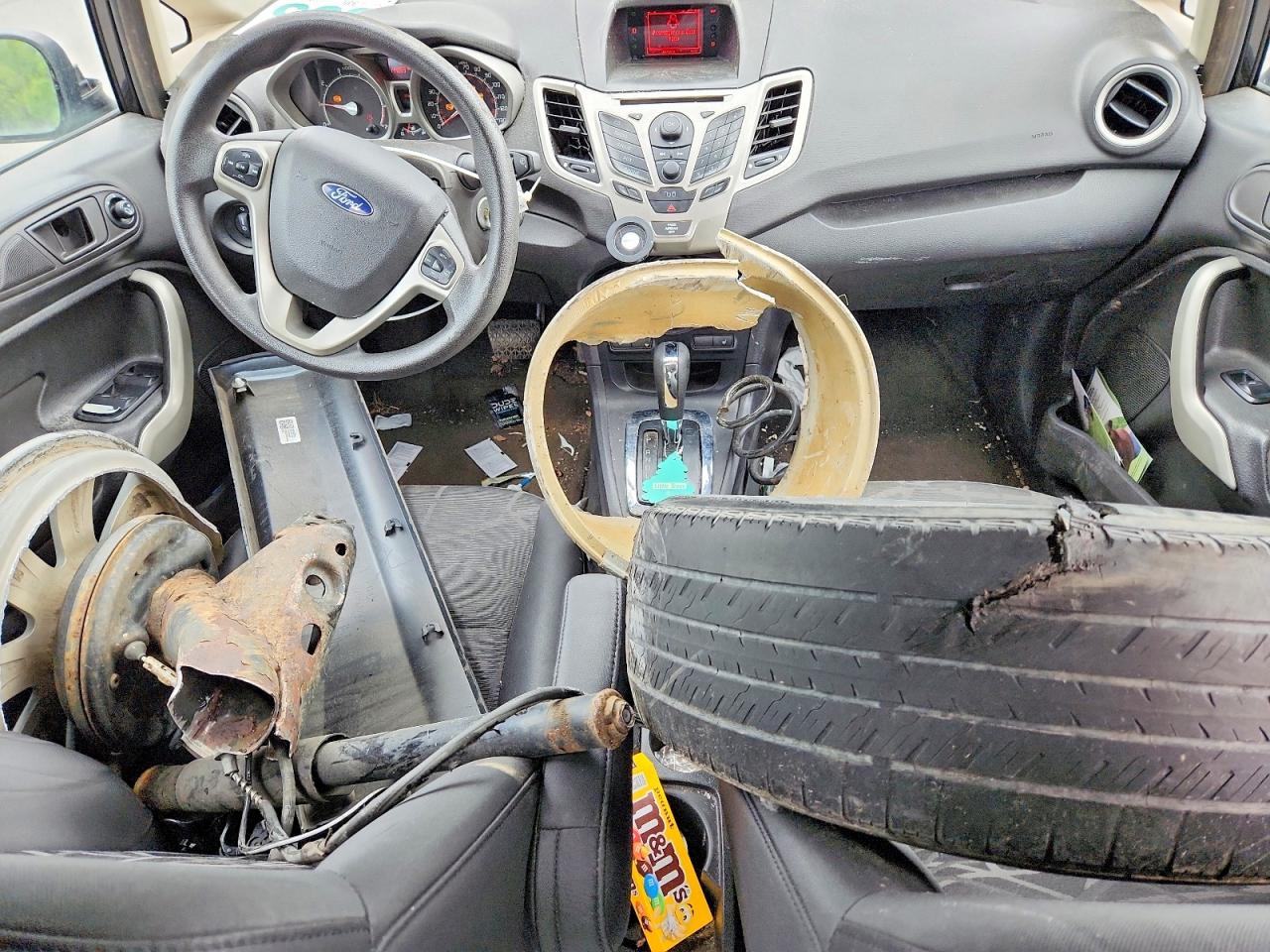 2012 FORD FIESTA SE photo 15