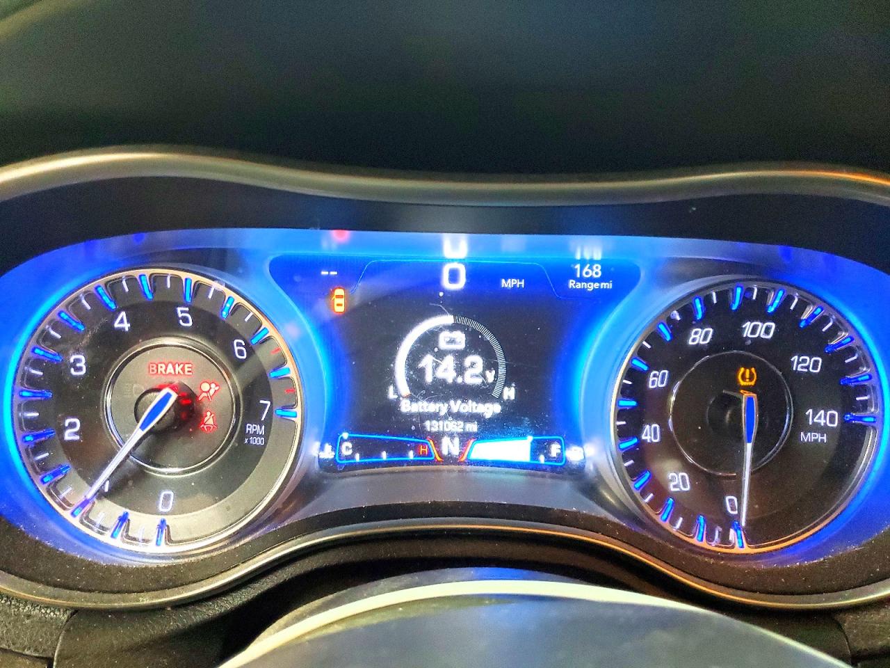 2018 CHRYSLER 300 LIMITED photo 17