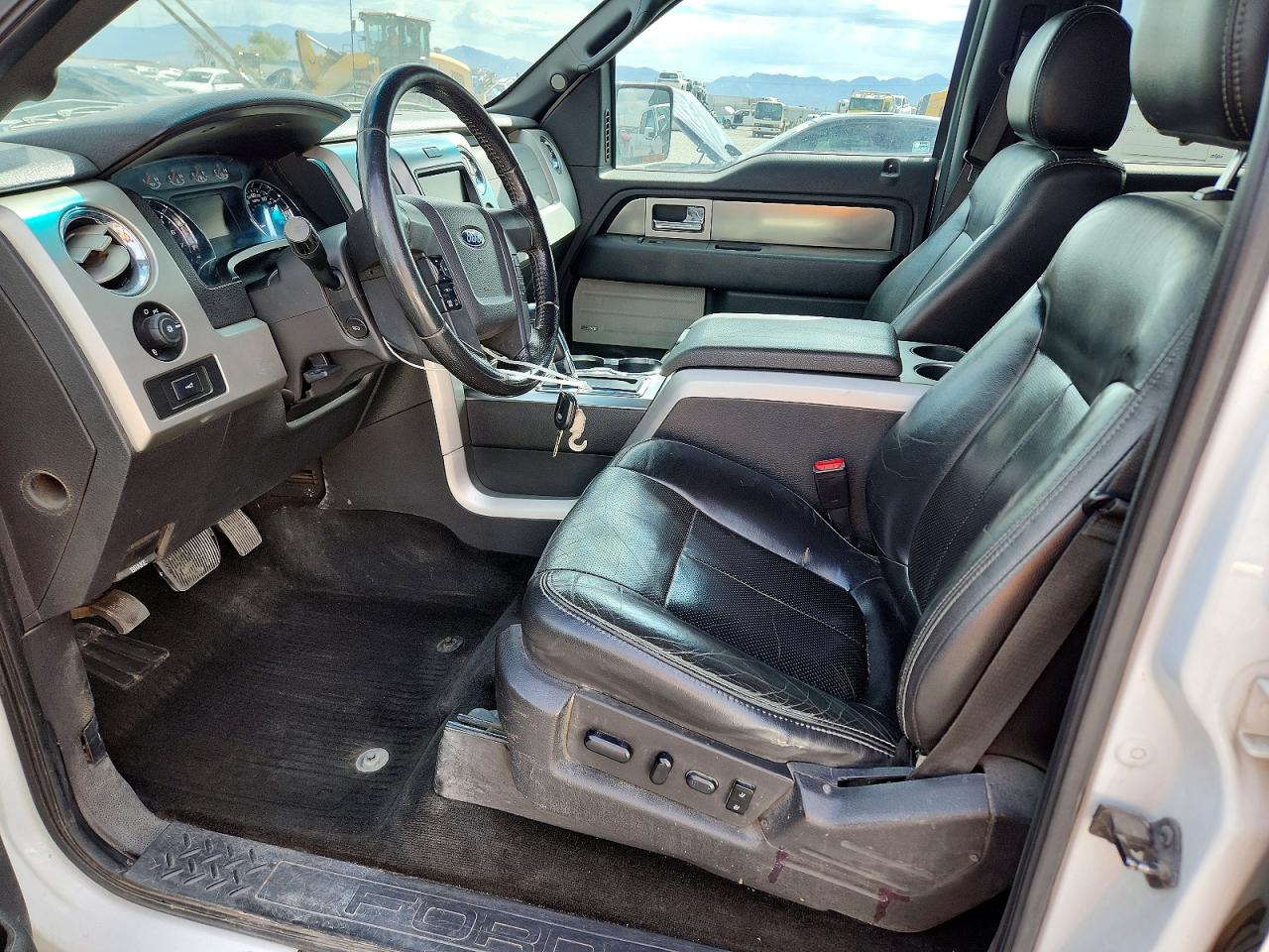 2013 FORD F150 SUPERCREW photo 19