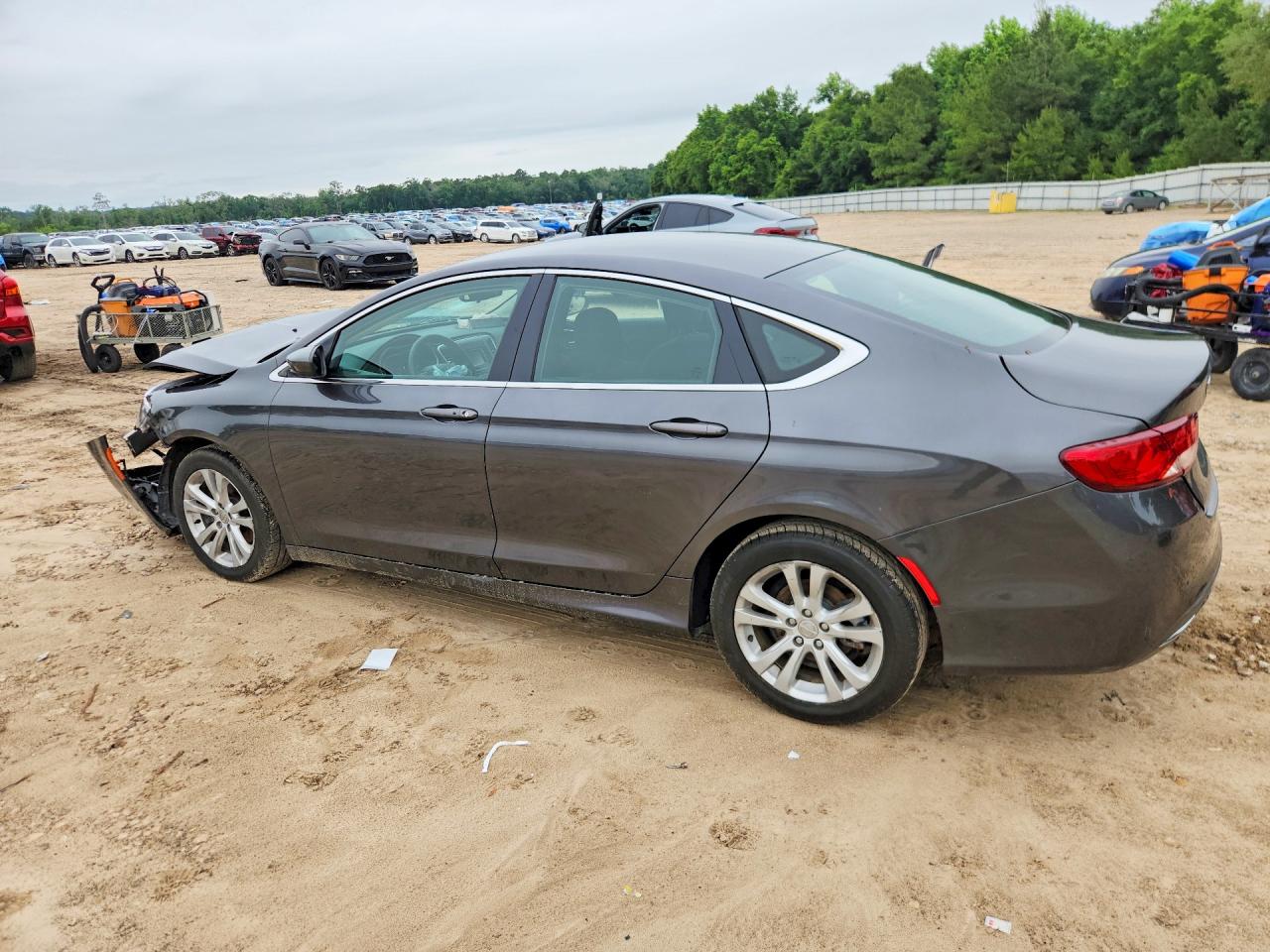 2015 CHRYSLER 200 LIMITED photo 3