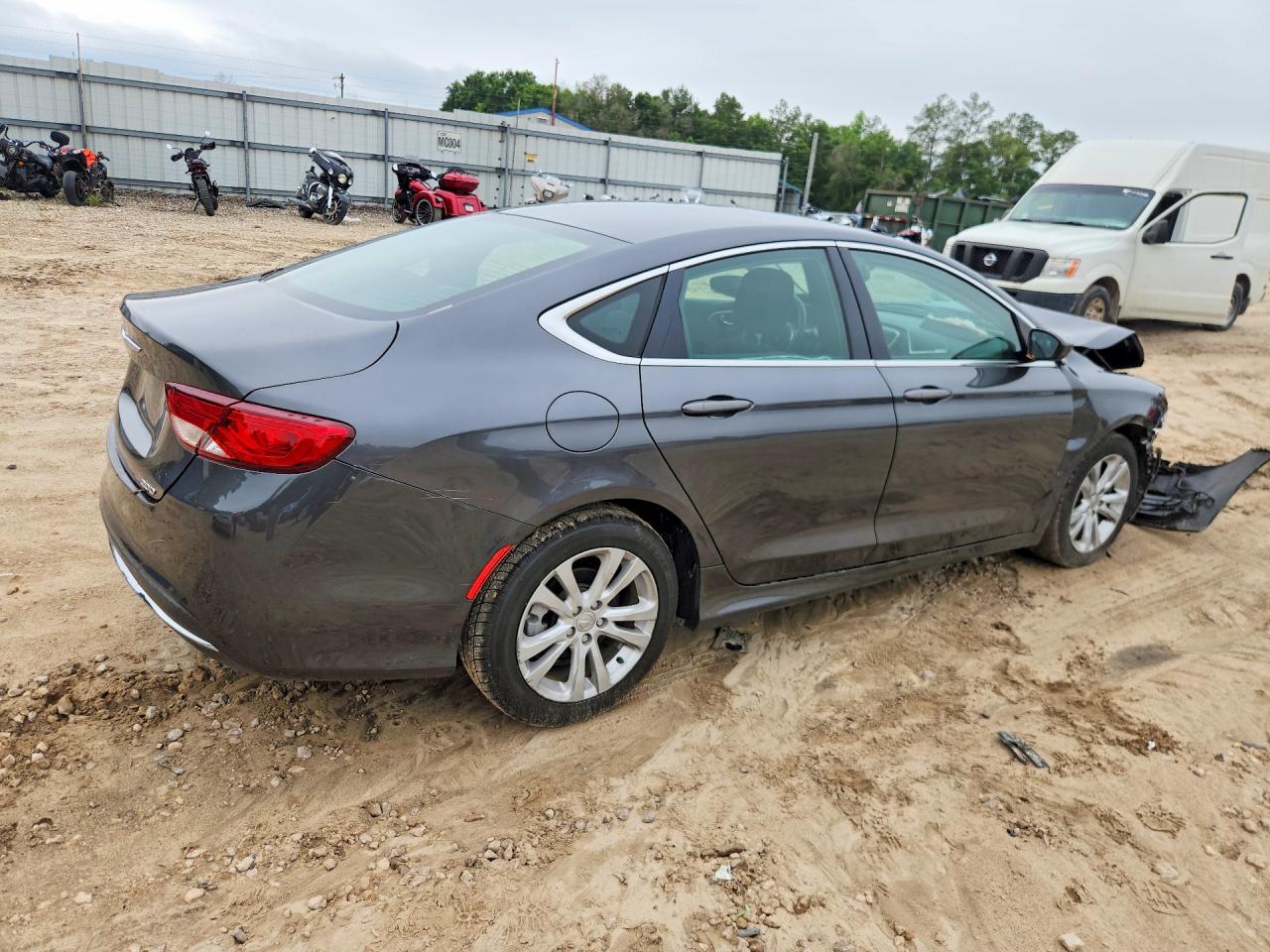 2015 CHRYSLER 200 LIMITED photo 5