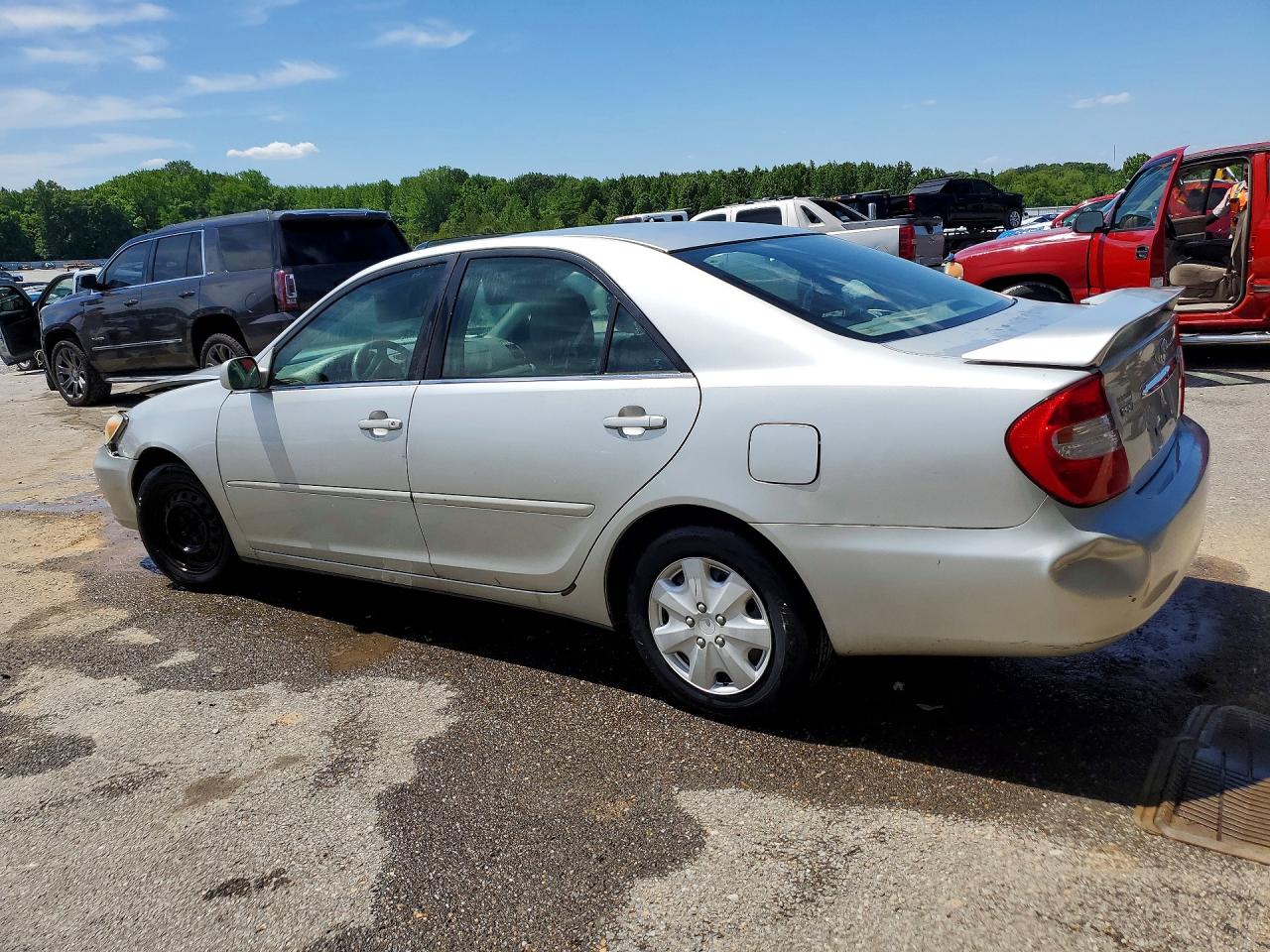 2003 TOYOTA CAMRY LE photo 4