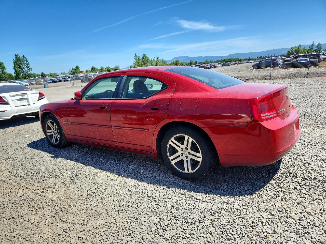 2006 DODGE CHARGER R photo 3