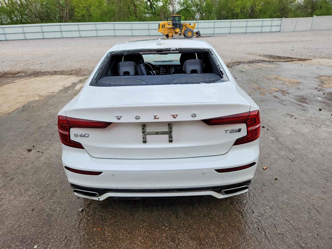 2019 VOLVO S60 T8 R-DESIGN photo 11