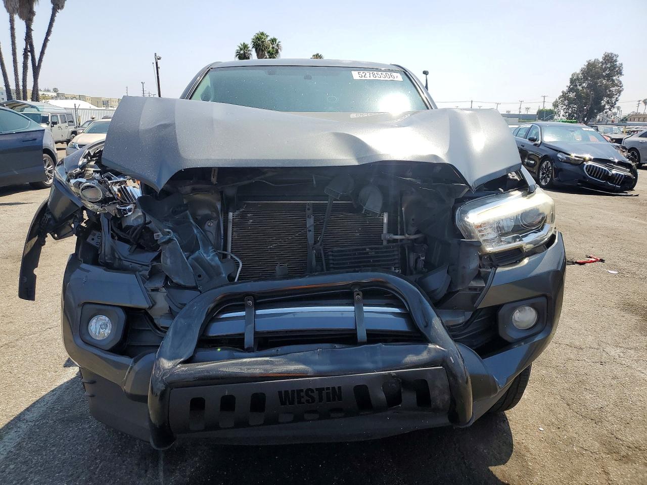 2017 TOYOTA TACOMA SR5 V6 photo 9