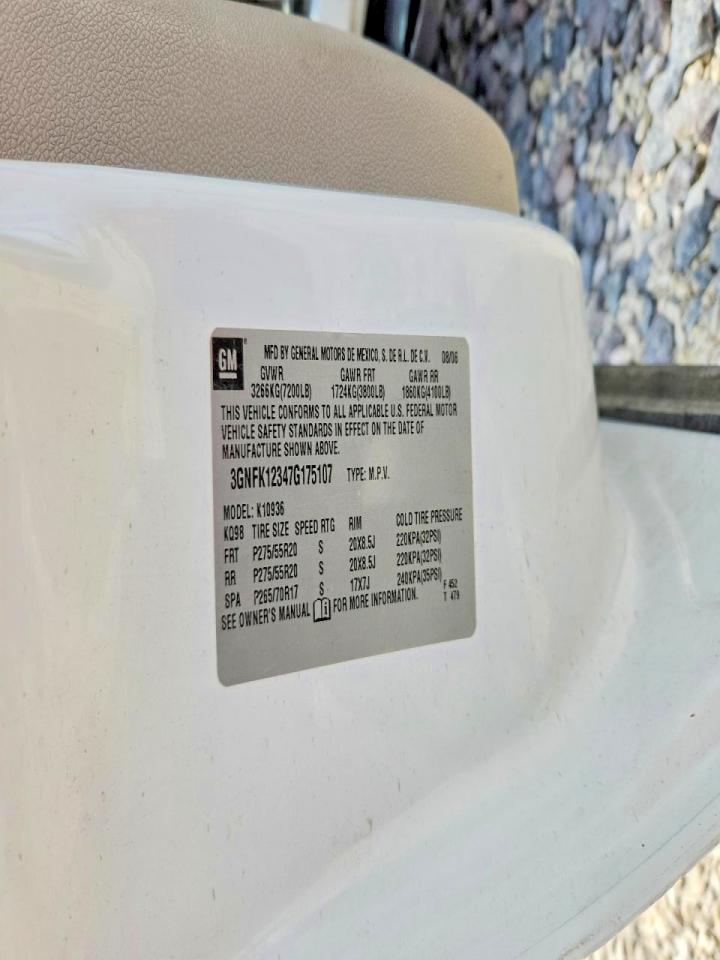 2007 CHEVROLET AVALANCHE K1500 photo 23