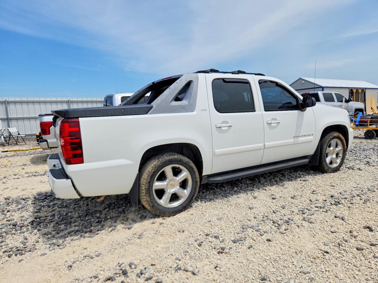 2007 CHEVROLET AVALANCHE K1500 photo 5