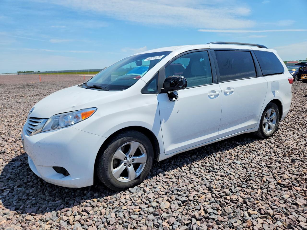 2016 TOYOTA SIENNA