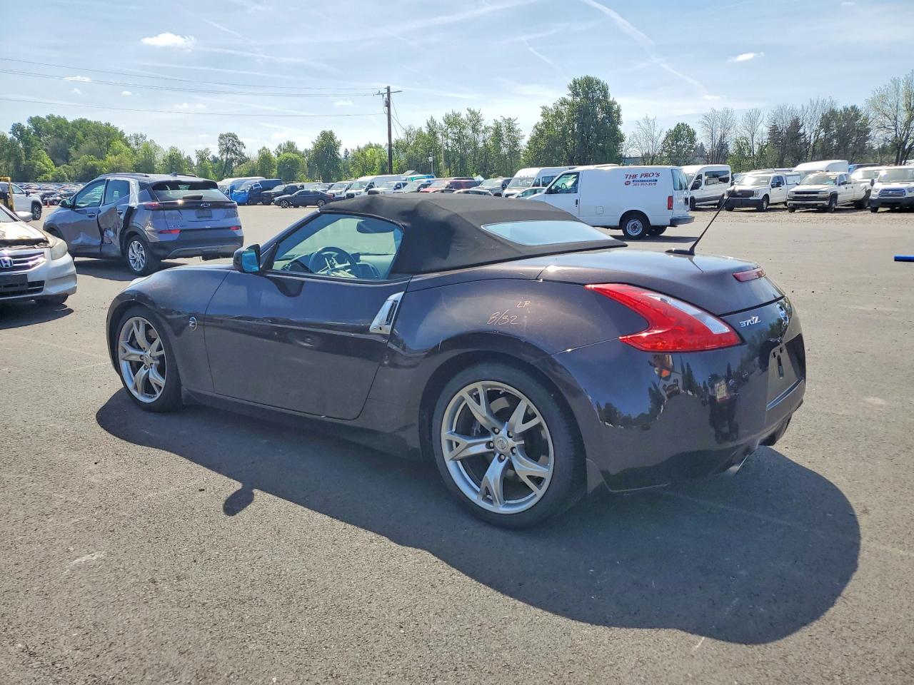 2012 NISSAN 370Z ROADSTER photo 2
