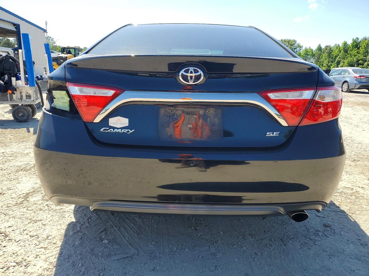 2017 TOYOTA CAMRY SE photo 11
