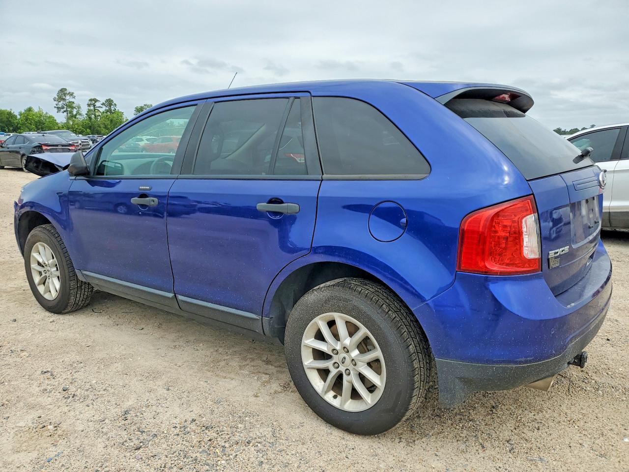 2013 FORD EDGE SE photo 3
