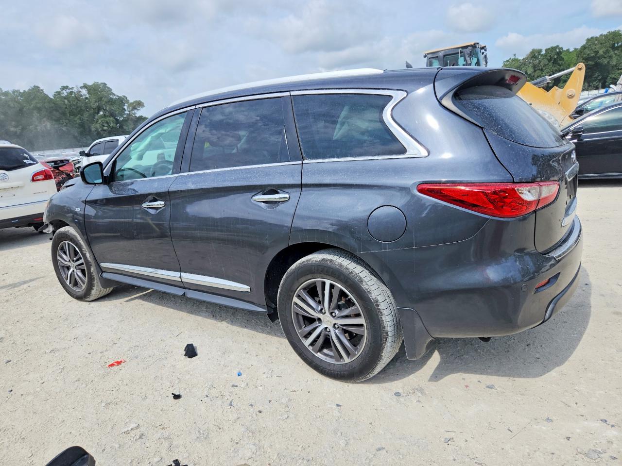 2014 INFINITI QX60 BASE photo 4