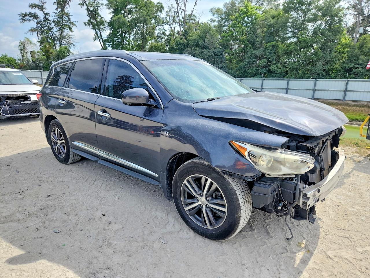 2014 INFINITI QX60 BASE photo 10