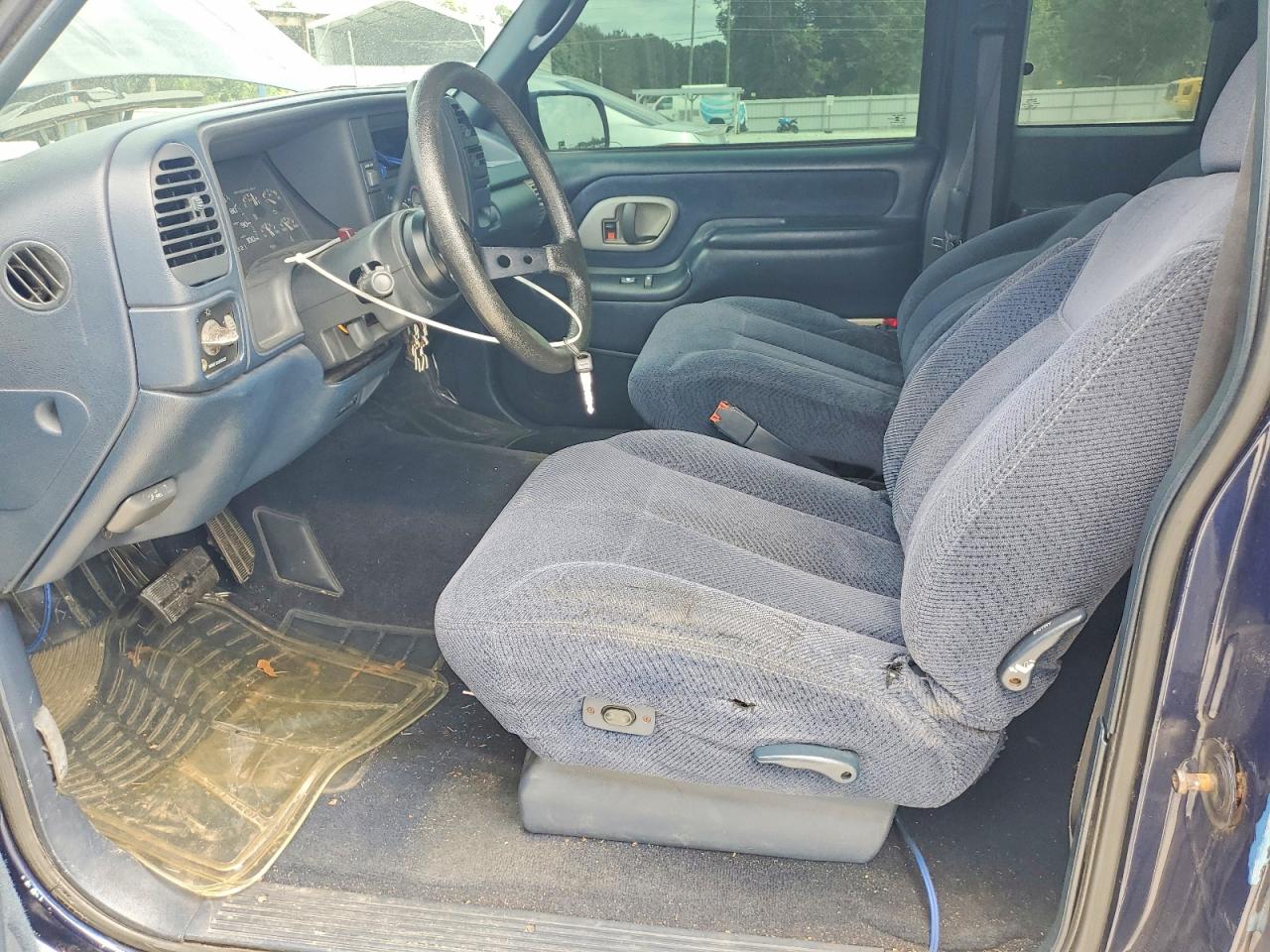 1996 GMC SIERRA photo 7