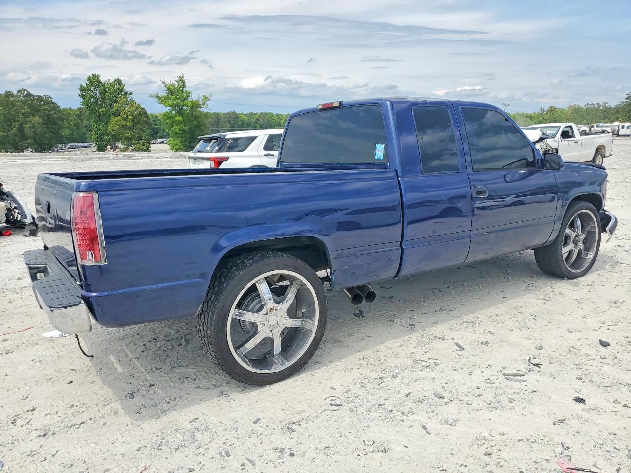 1996 GMC SIERRA photo 3