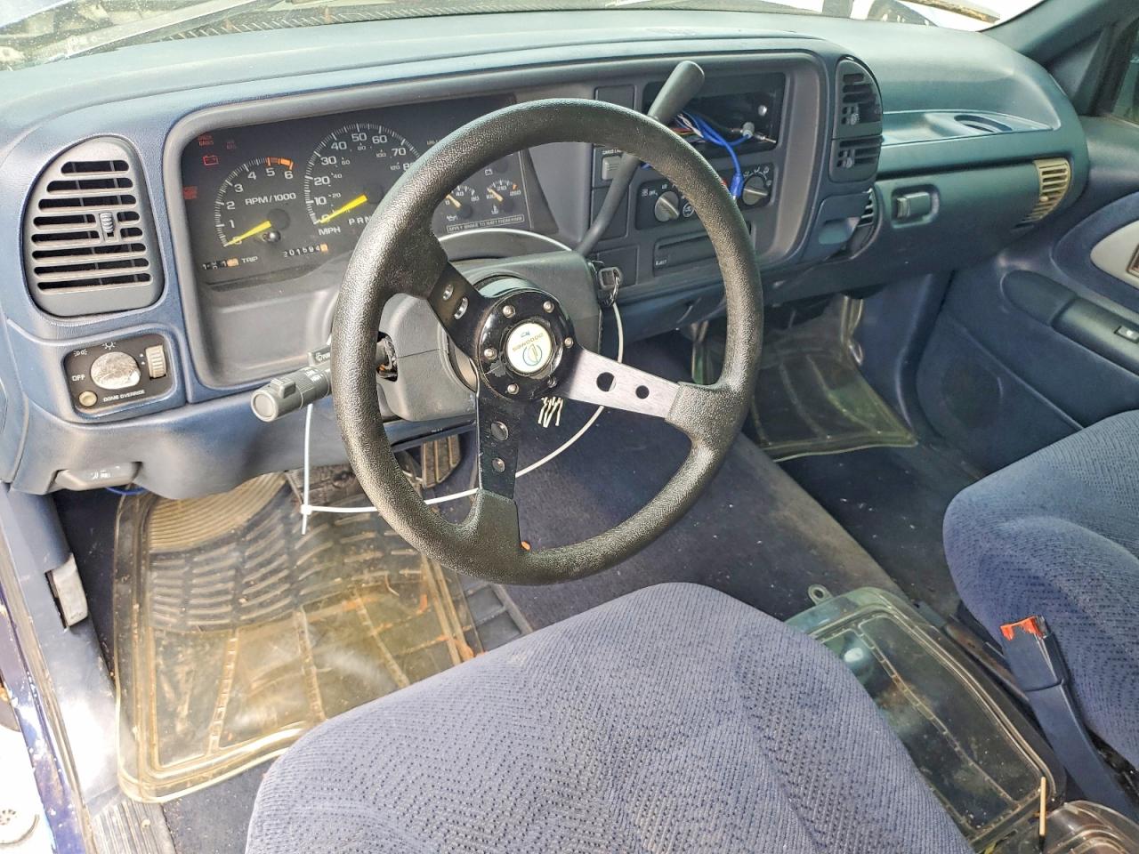 1996 GMC SIERRA photo 8