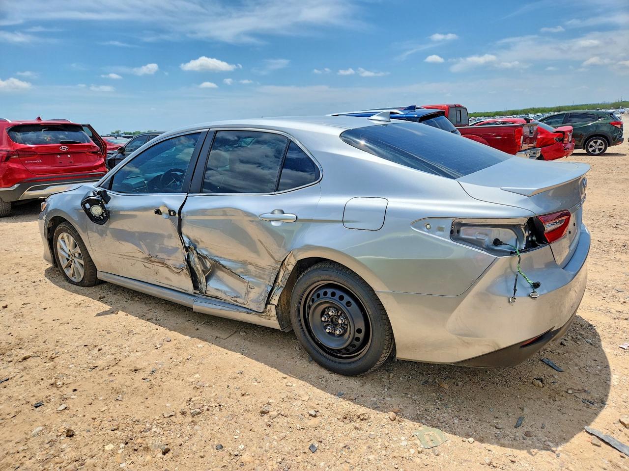 2023 TOYOTA CAMRY LE photo 2