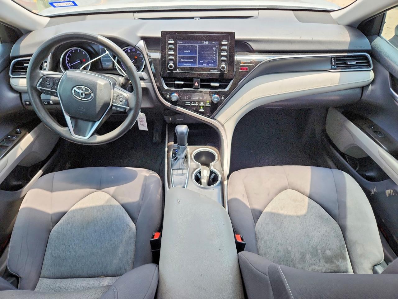 2023 TOYOTA CAMRY LE photo 8
