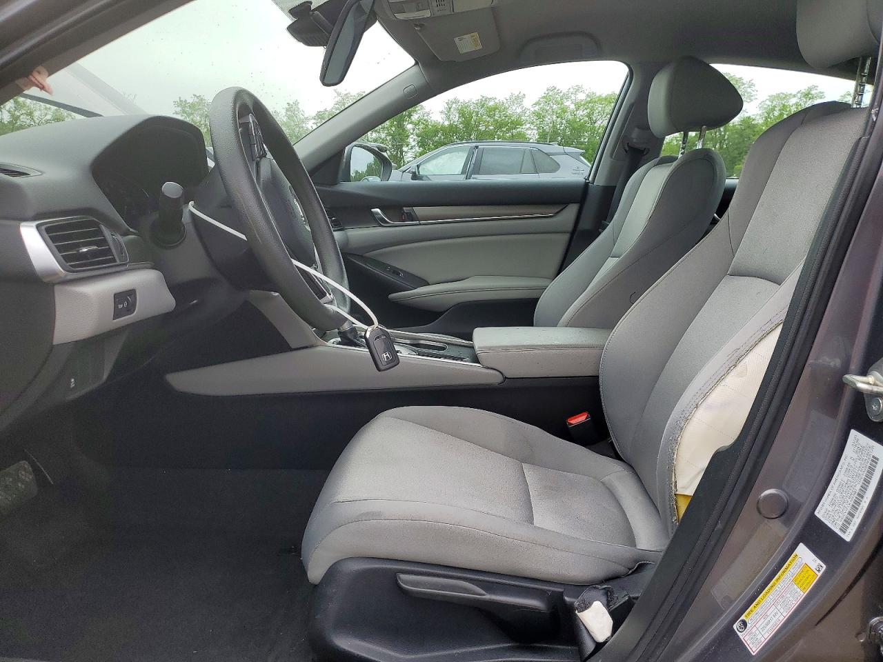 2020 HONDA ACCORD LX photo 13