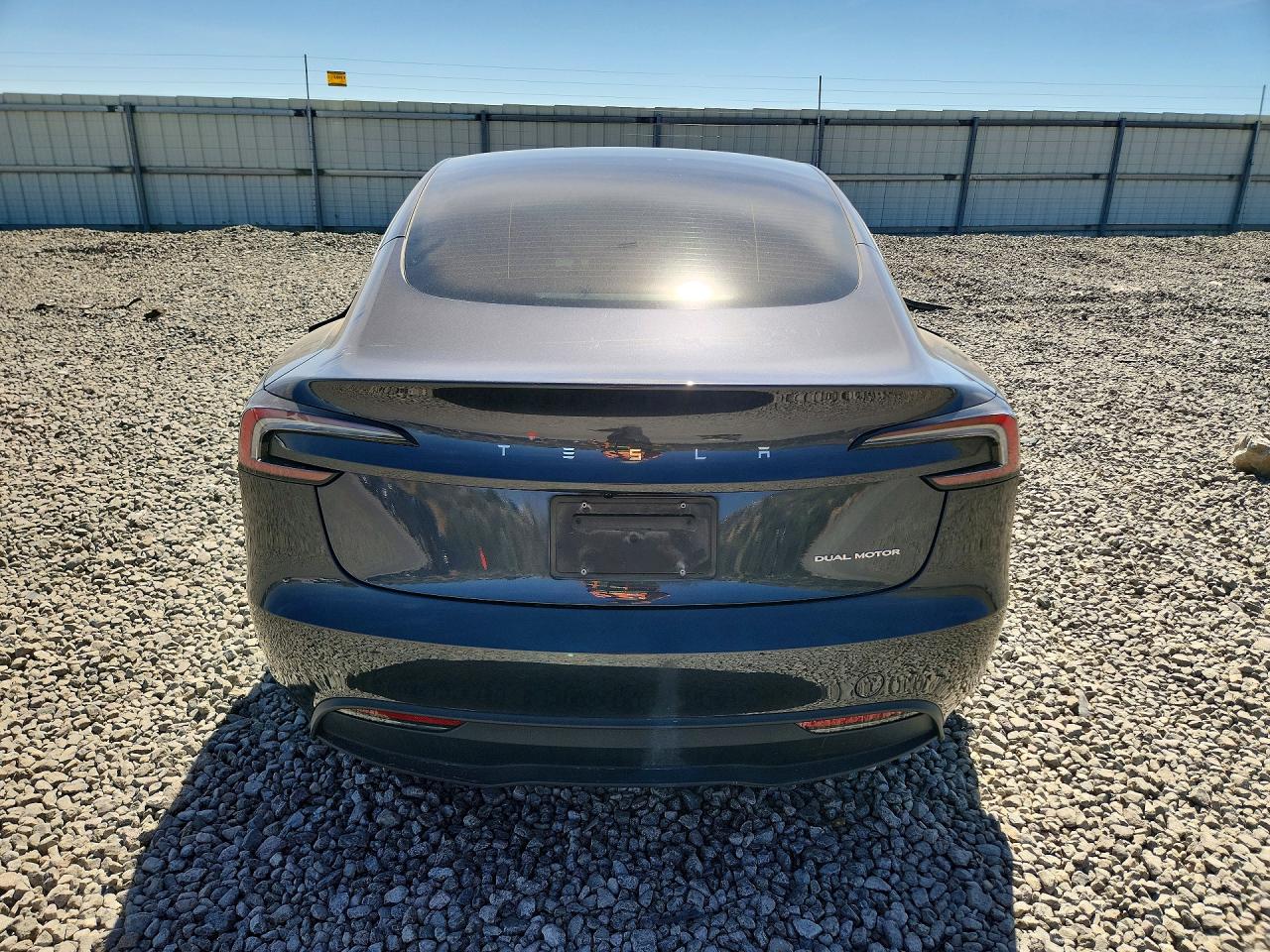 2024 TESLA MODEL 3 photo 6